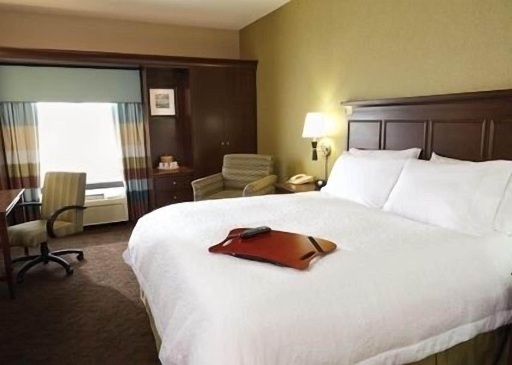 Hampton Inn & Suites Milwaukee/Franklin Franklin  Екстериор снимка