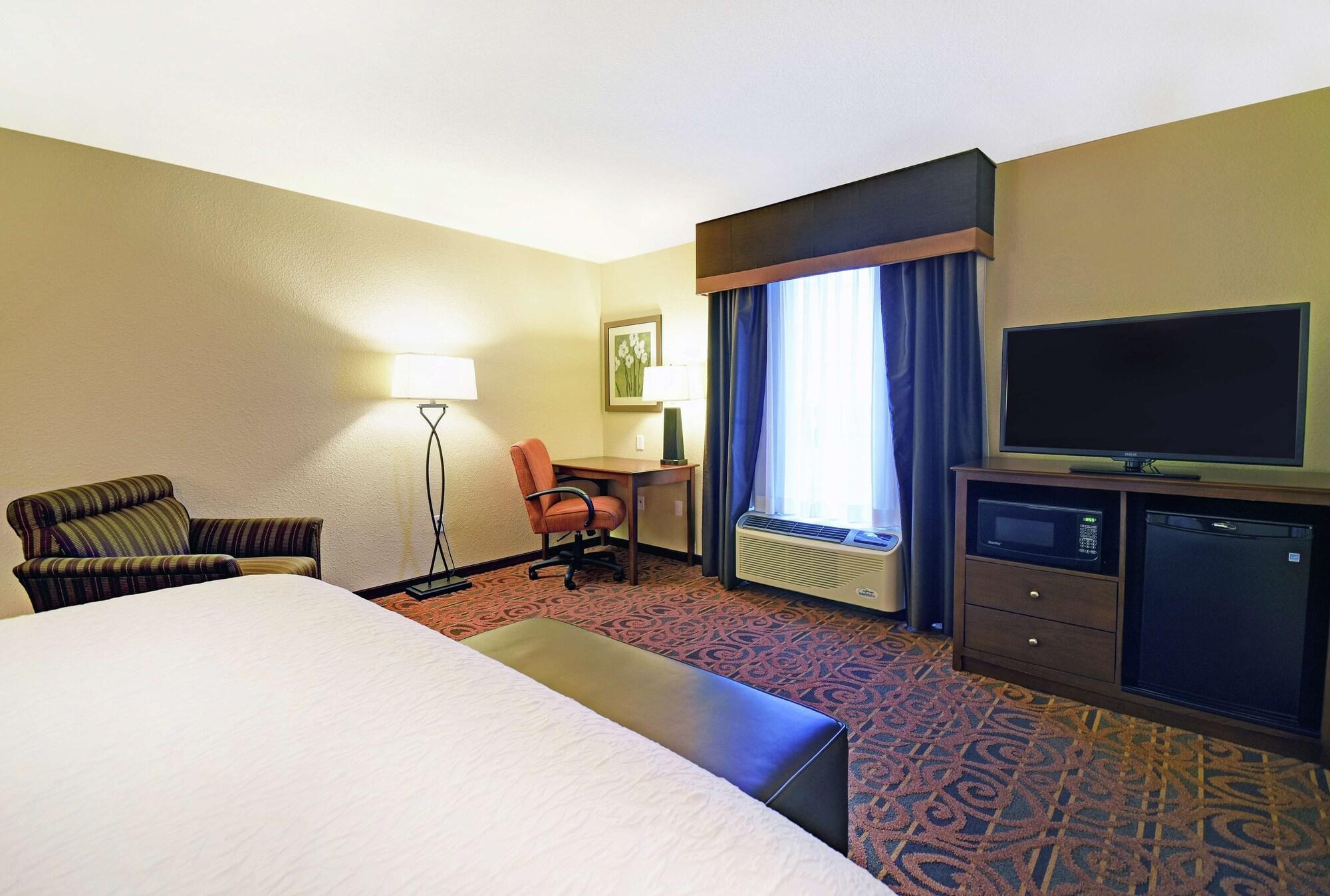 Hampton Inn & Suites Milwaukee/Franklin Franklin  Екстериор снимка