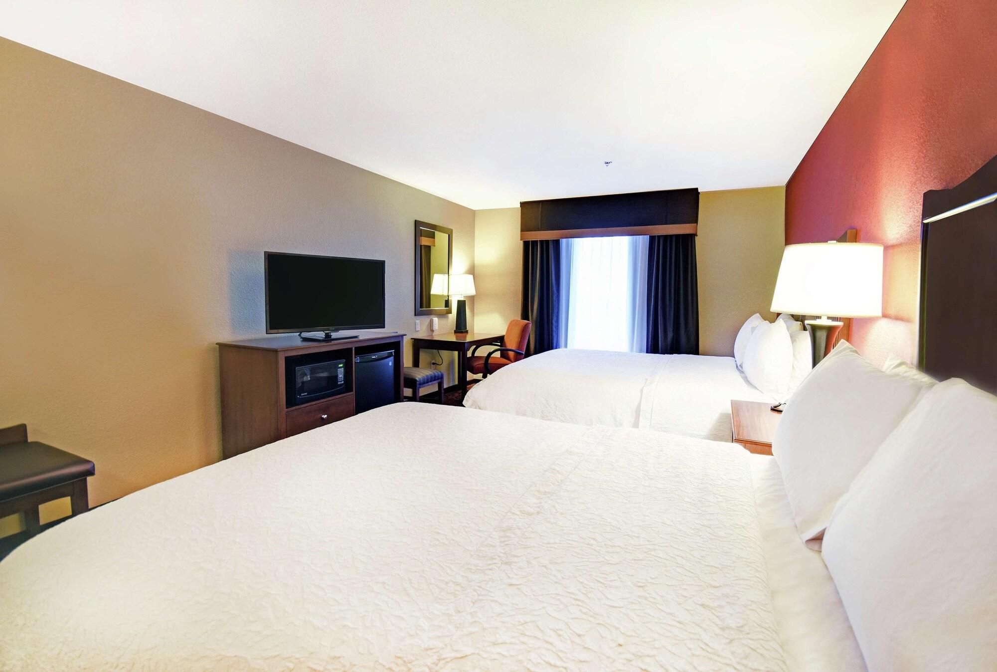 Hampton Inn & Suites Milwaukee/Franklin Franklin  Екстериор снимка