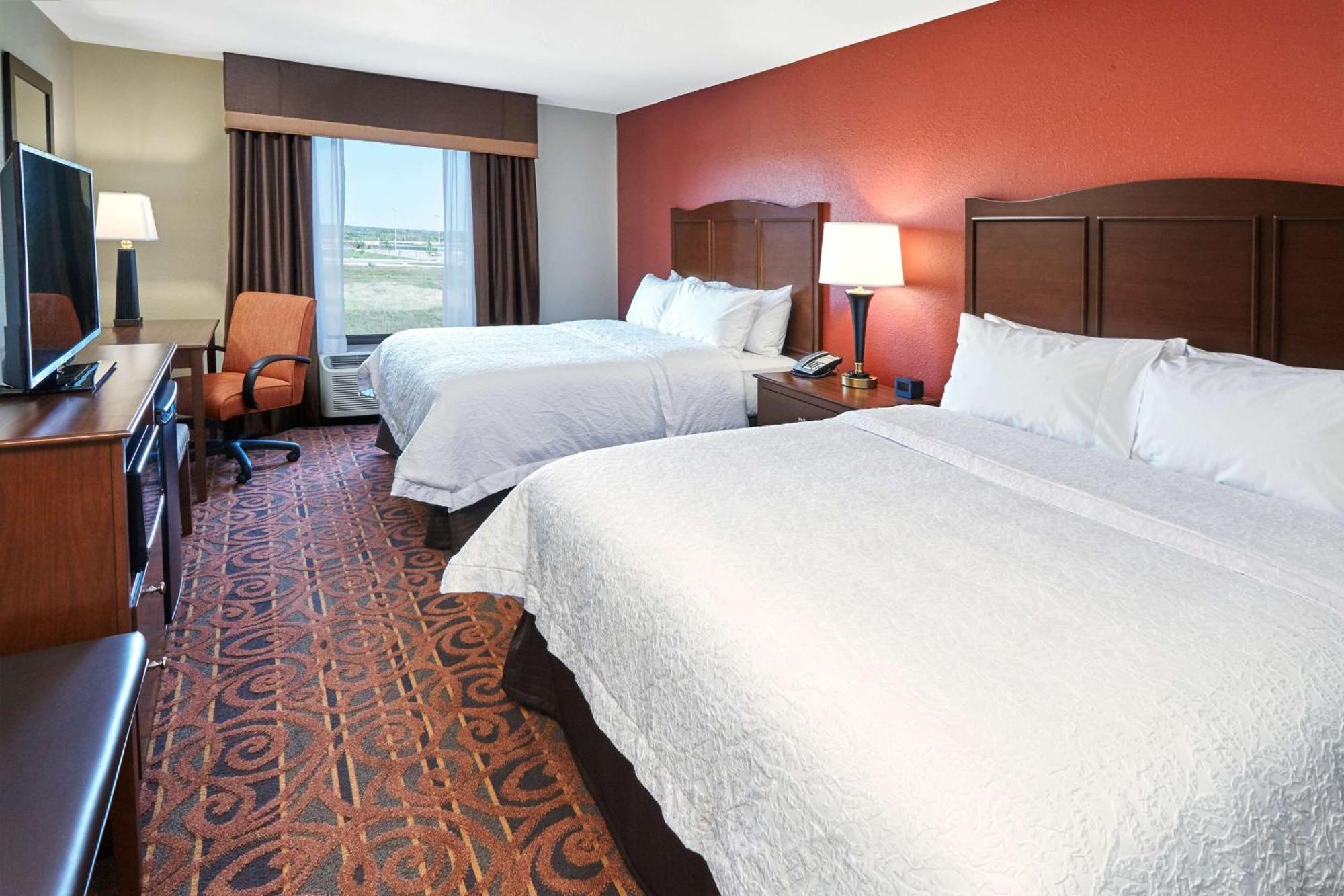 Hampton Inn & Suites Milwaukee/Franklin Franklin  Екстериор снимка